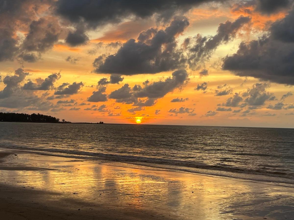 Ao Thong Beach Resort Bang Sak エクステリア 写真