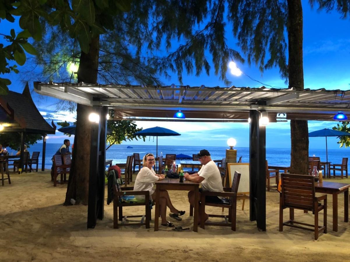 Ao Thong Beach Resort Bang Sak エクステリア 写真