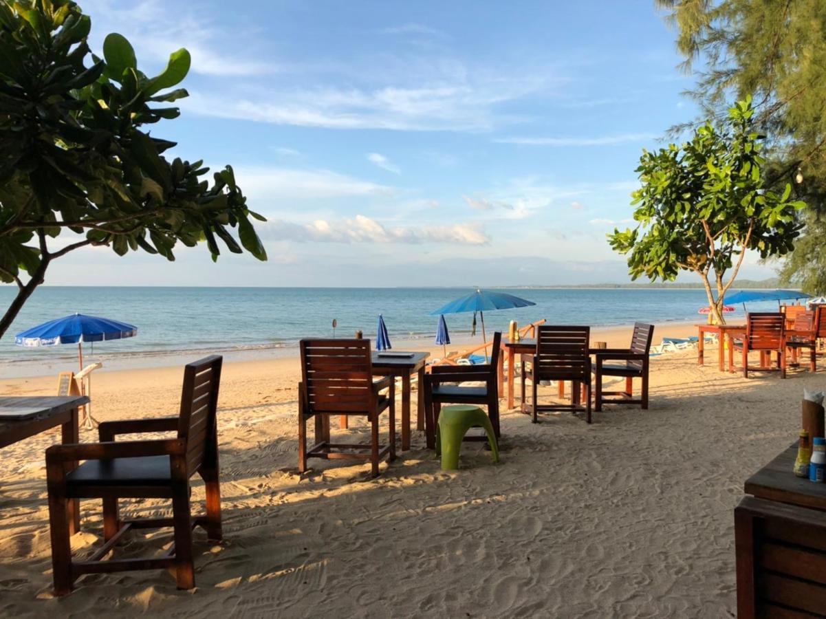 Ao Thong Beach Resort Bang Sak エクステリア 写真